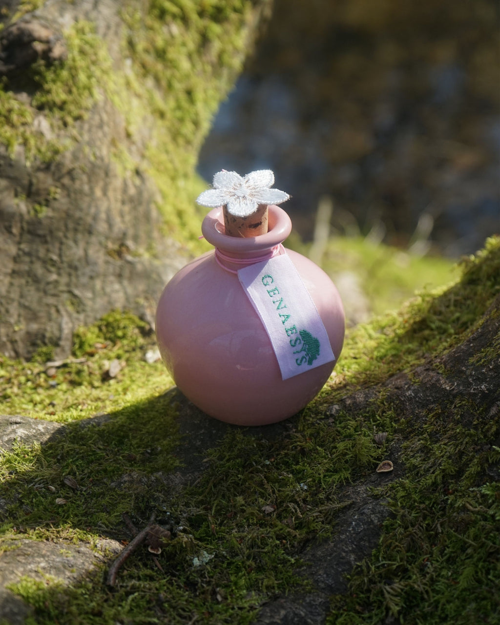 Genaesis Ornement d'Amour The Breast Care Oil